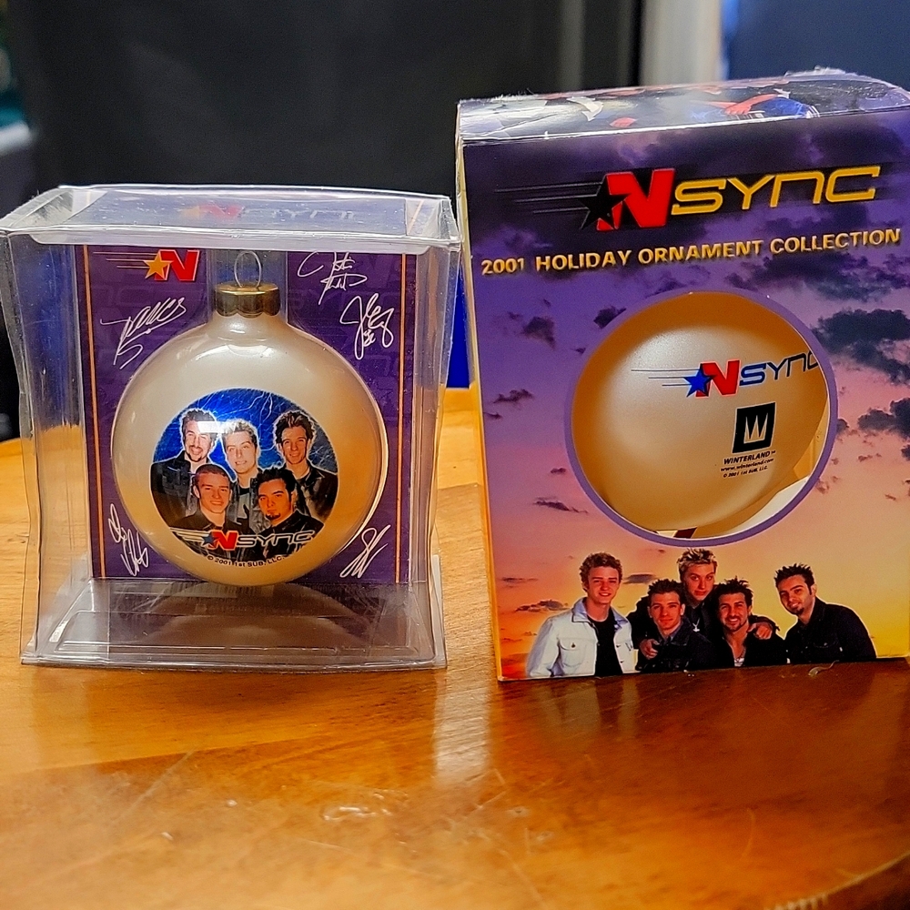 LOT OF 2 RARE NSYNC HOLIDAY BALLS